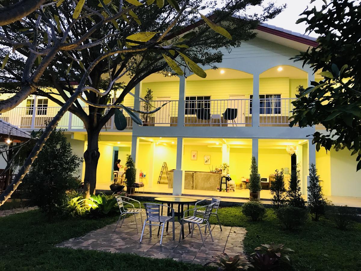 Manyi Boutique House Hotel Csiangmaj Kültér fotó