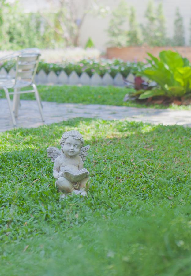 Manyi Boutique House Hotel Csiangmaj Kültér fotó
