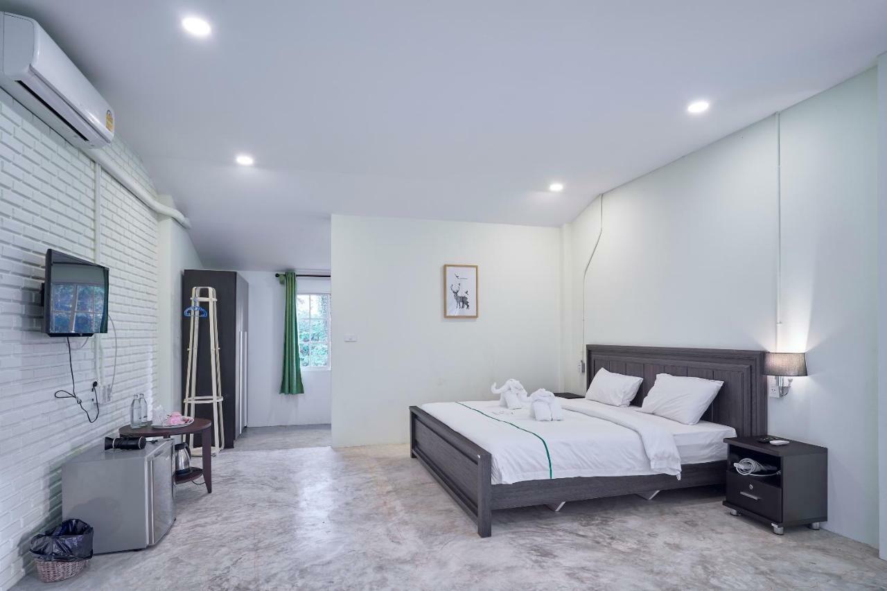 Manyi Boutique House Hotel Csiangmaj Kültér fotó